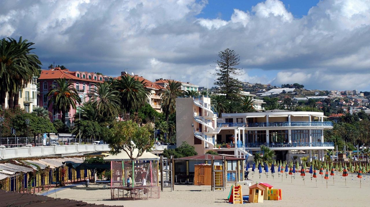 Titolare dei bagni Morgana di Sanremo accusato di evasione fiscale cita come testi un notaio e un collega