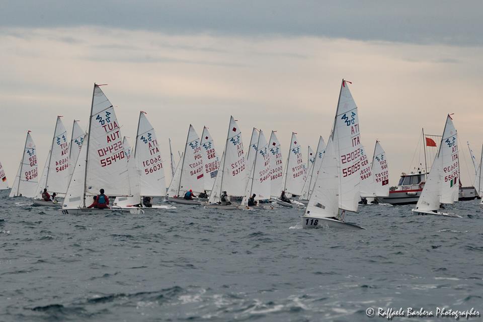 Più di cento presenze alla  “Carnival Race” organizzata dallo Yacht Club Sanremo