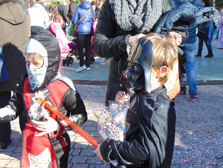 Bugie, coriandoli e cioccolata calda: è carnevale a Vallecrosia!
