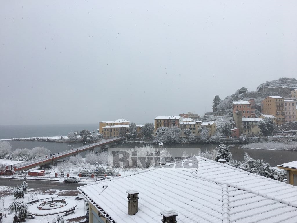 Nevicata 26 febbraio 2018 Ventimiglia (2)_02