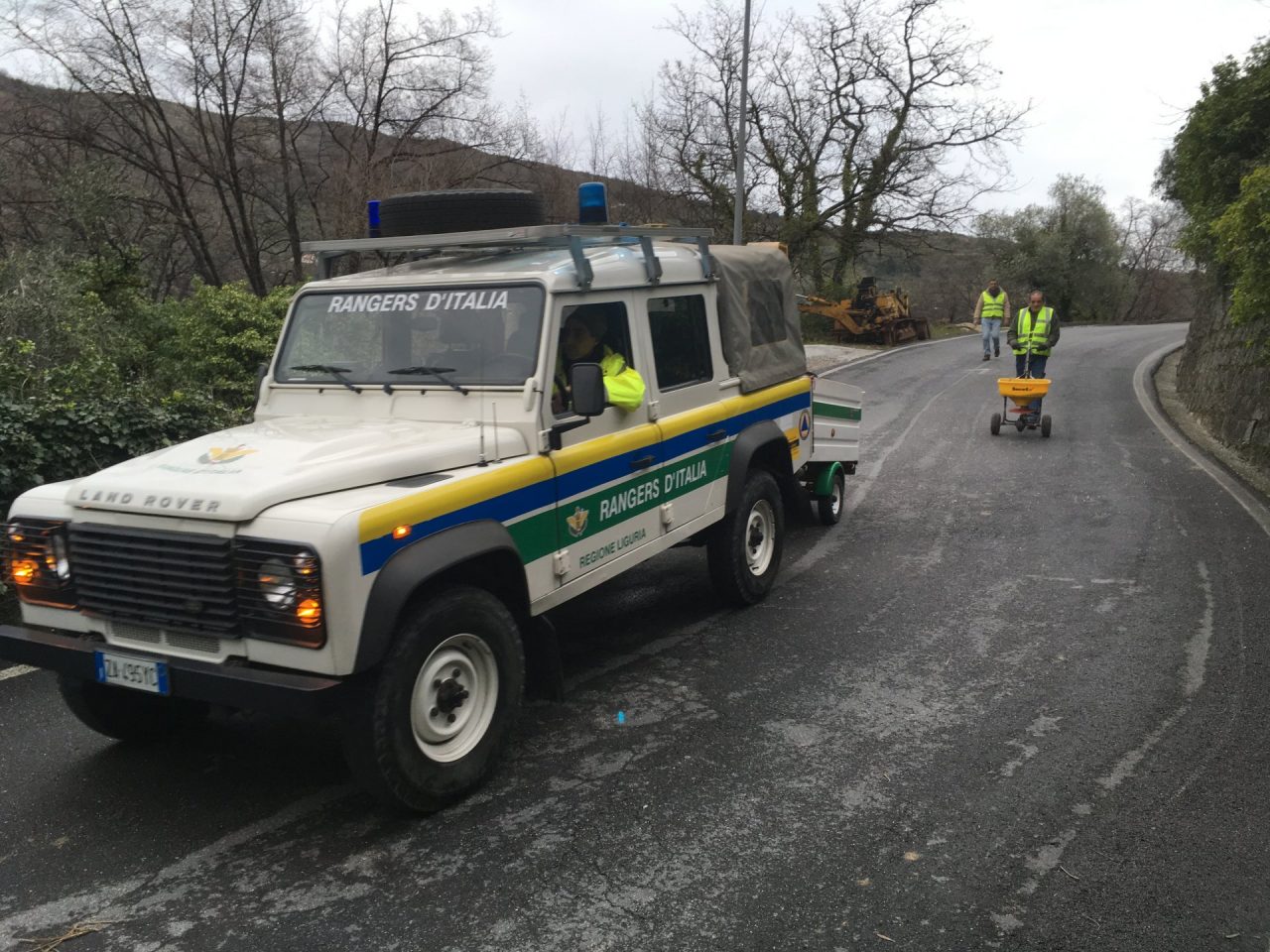 Maltempo e pericolo ghiaccio – Rangers d’Italia in azione con gli spargisale