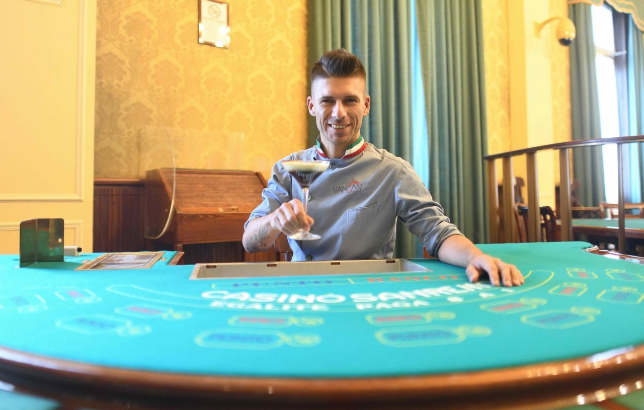 Barman de La Prova del Cuoco al Casinò di Sanremo