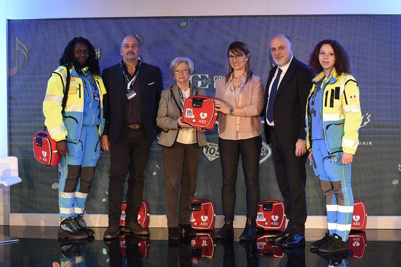 Arriva a Sanremo il primo progetto in Italia con i defibrillatori automatici