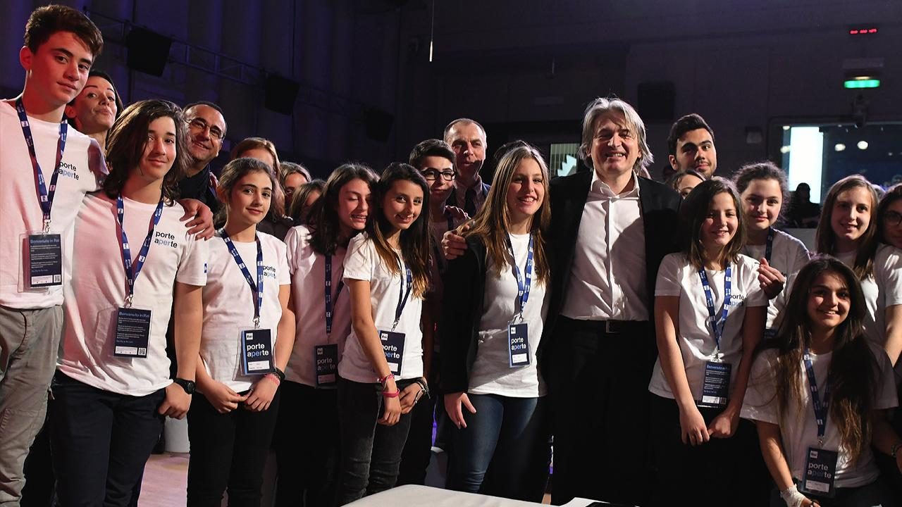 Gli alunni di Sanremo a lezione di televisione. A Santa Tecla arriva Porte Aperte firmato Rai