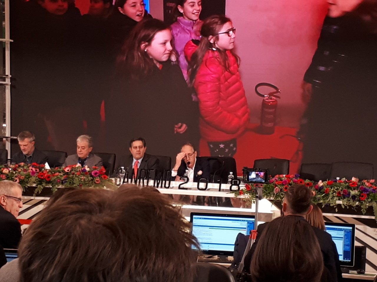 Il presidente Giovanni Toti stasera sul palco per premiare i giovani