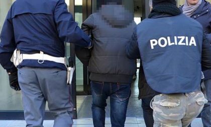 Anteprima. Blitz a Ventimiglia: uscito dal carcere per omicidio, nascondeva 2 etti di tritolo, arrestato