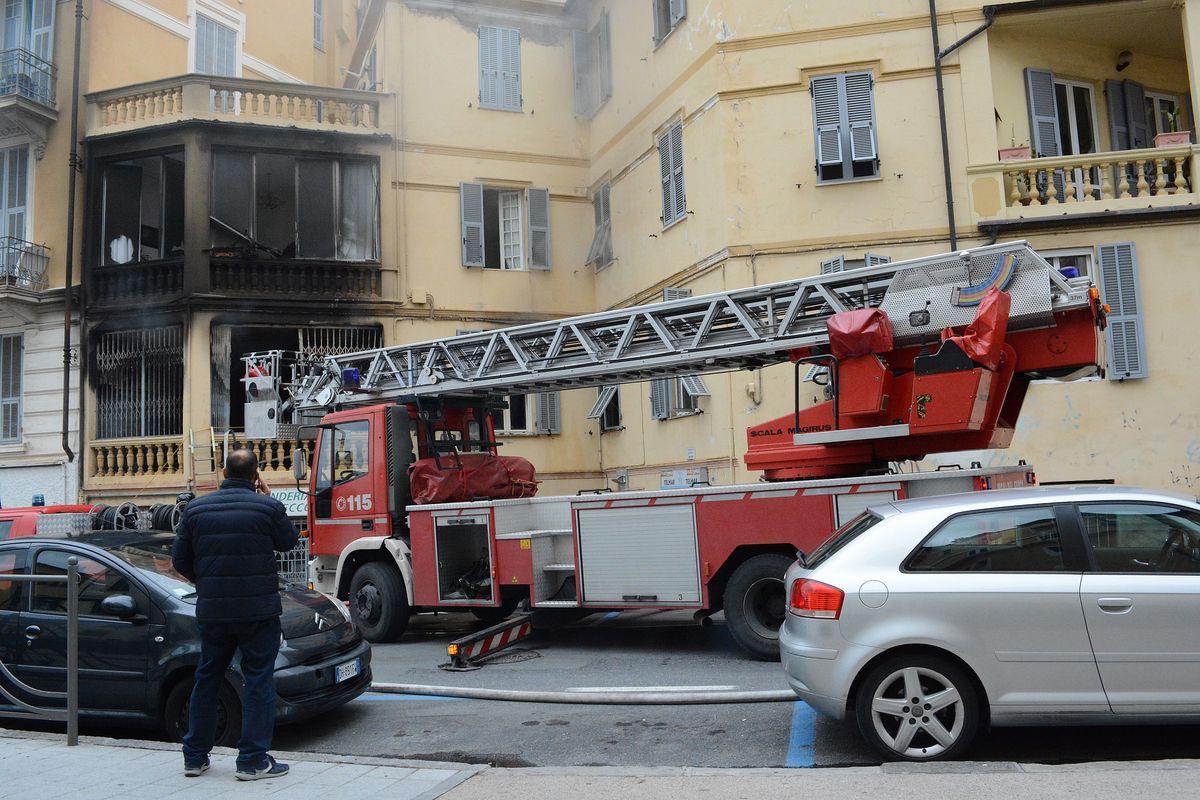 Incendio Sanremo via Nino Bixio_12