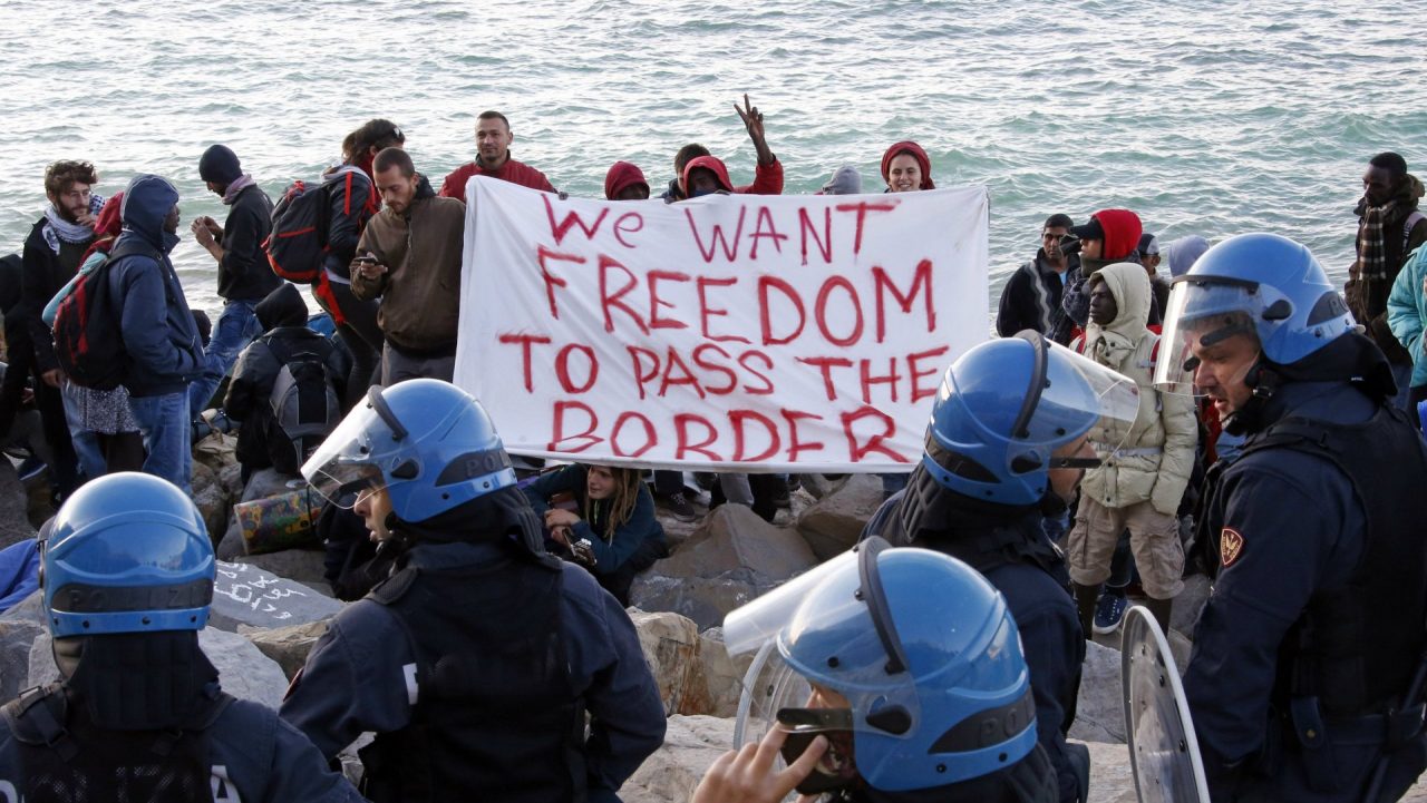 No border sfidano la Lega: “Manifesteremo in centro a Ventimiglia”