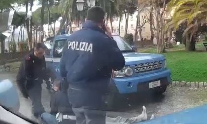 Lite ai giardini di Ventimiglia: 60enne colto da attacco di cuore rianimato dalla polizia