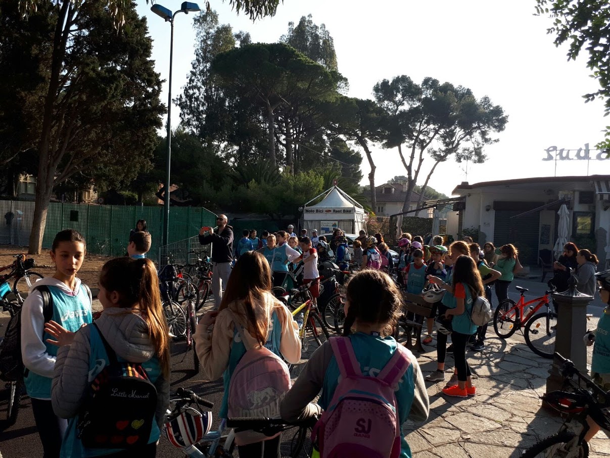 Aspettando la Milano Sanremo l’iniziativa su due ruote delle medie Calvino