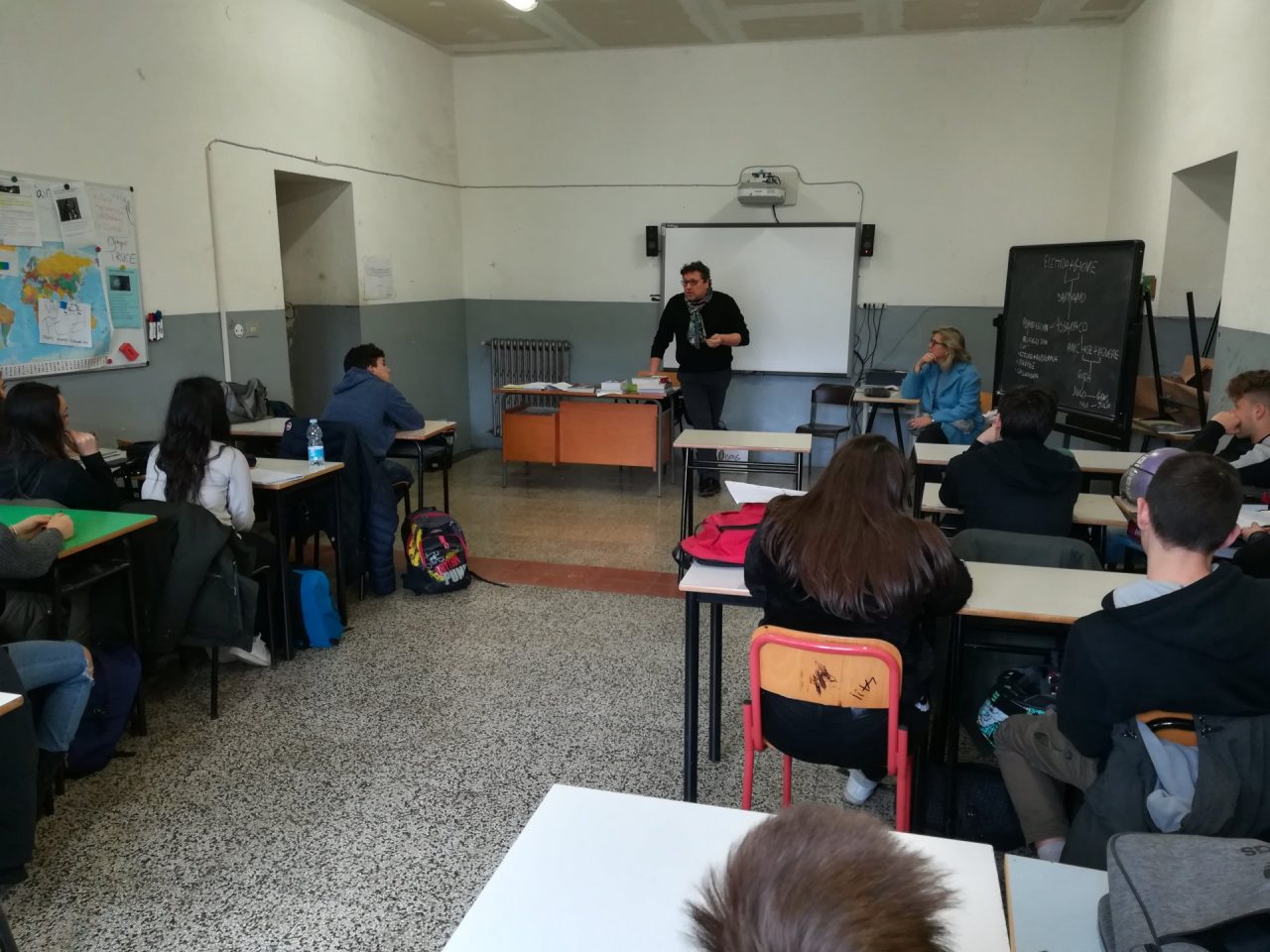 Studenti del Colombo incontrano Mauro Olivieri designer del settore floricolo
