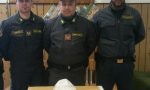 Blitz della Finanza: sequestrati 20 kg di marijuana, hascisch e una pistola