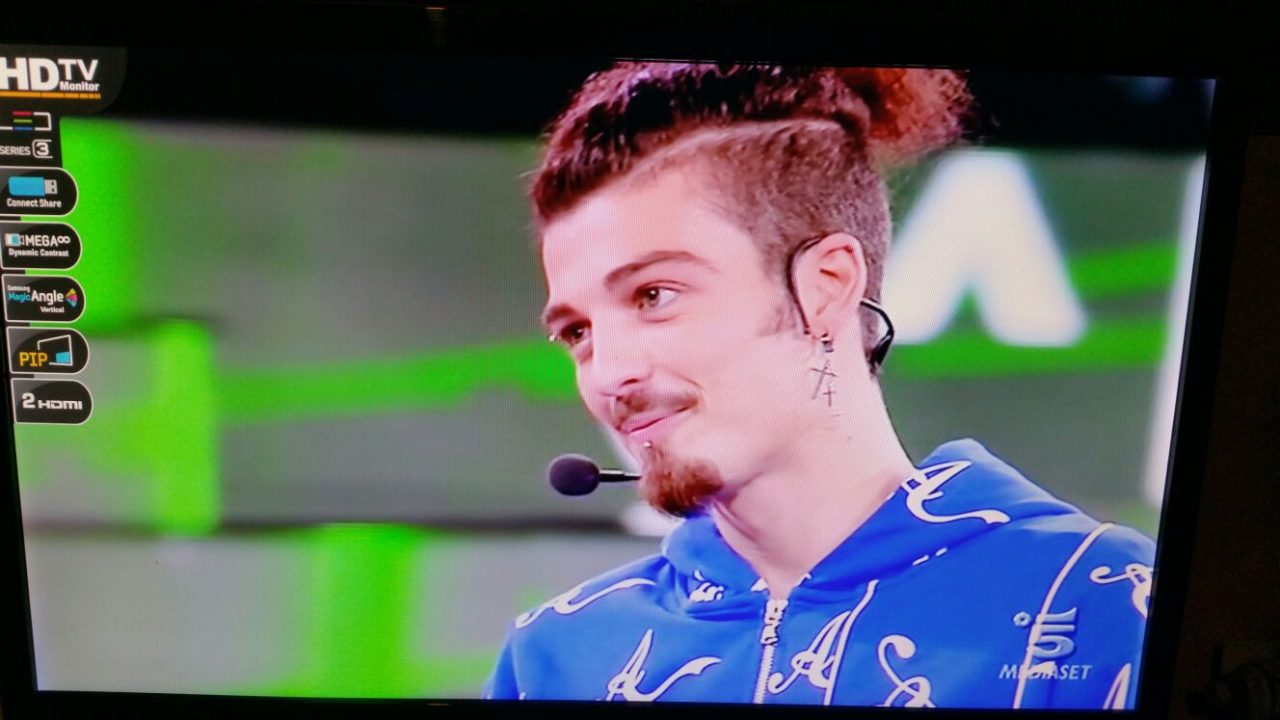 “Insultare  una persona che fa arte è come ucciderla” le commoventi parole di Daniele Rommelli ad Amici