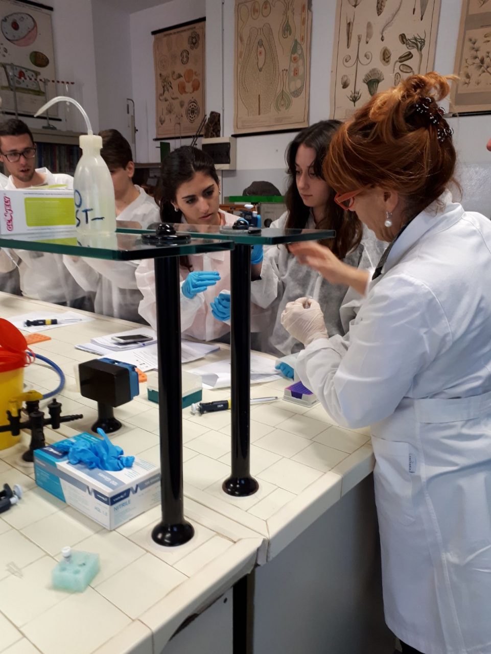 Studenti del Colombo alla scoperta della biotecnologia