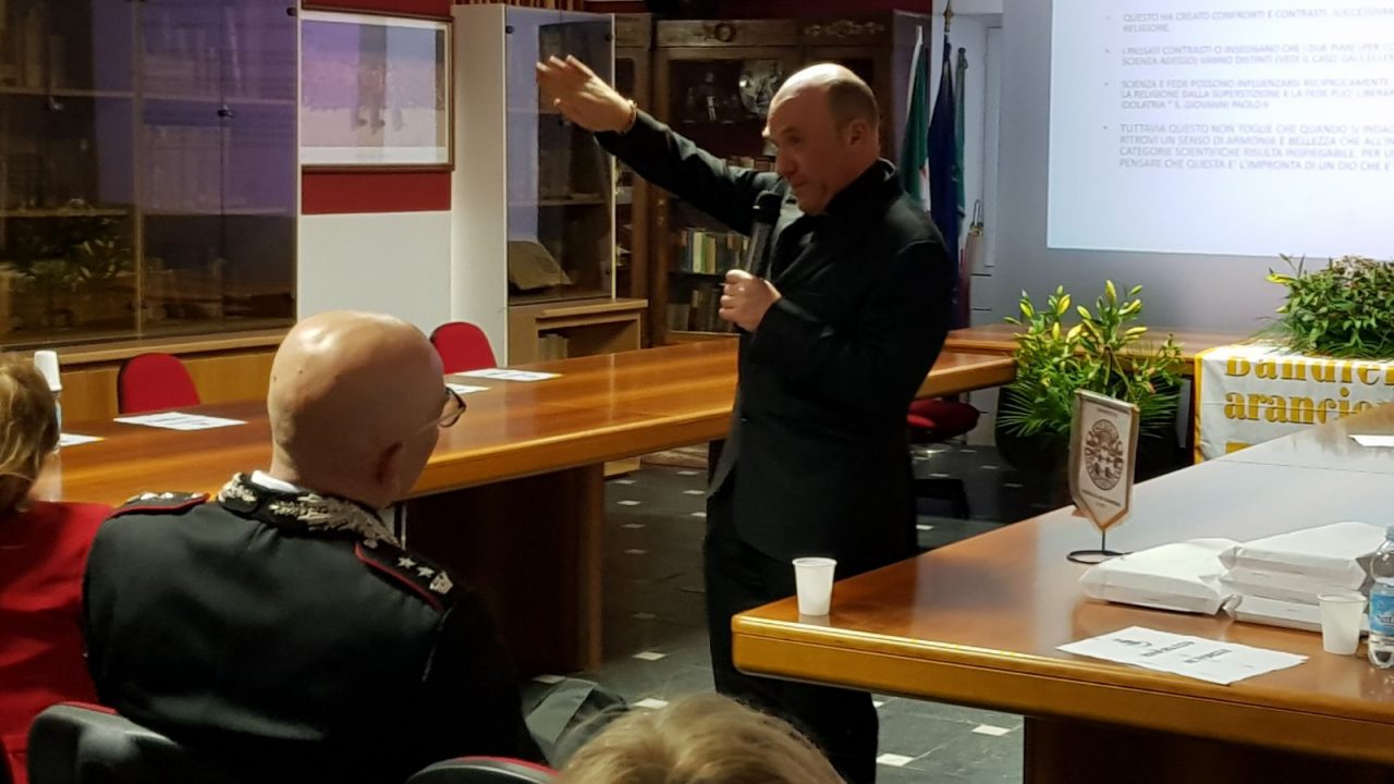 L’inizio dell’universo: lo spiega il cosmologo della Specola