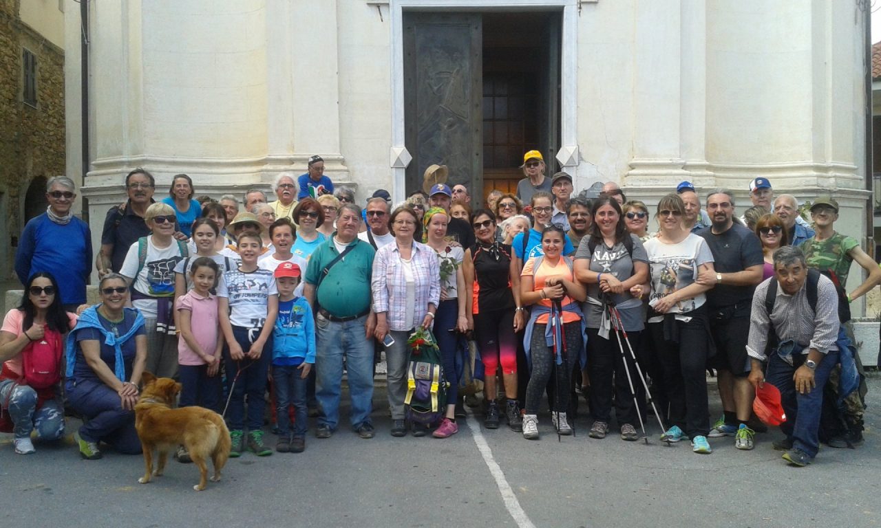 Grande successo per la passeggiata tra i borghi di Pontedassio
