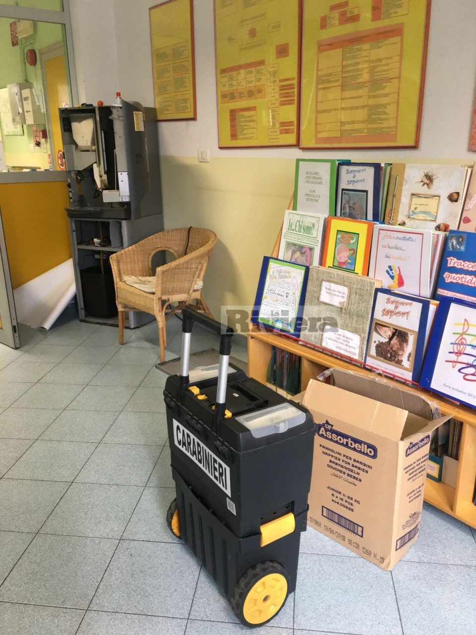 Ladri in azione nell’asilo Raggio di Sole di Sanremo, a soqquadro gli uffici