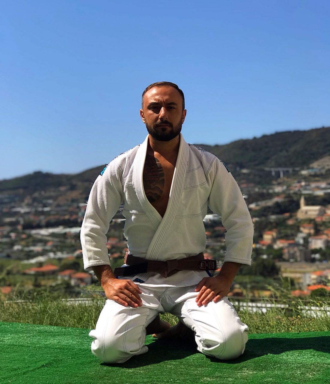 Manuel Pezzimenti conquista la cintura nera