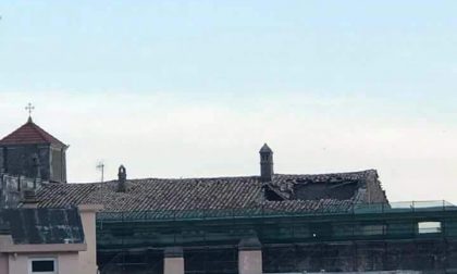 Crolla un'altra porzione del tetto di Palazzo Spinola a Taggia