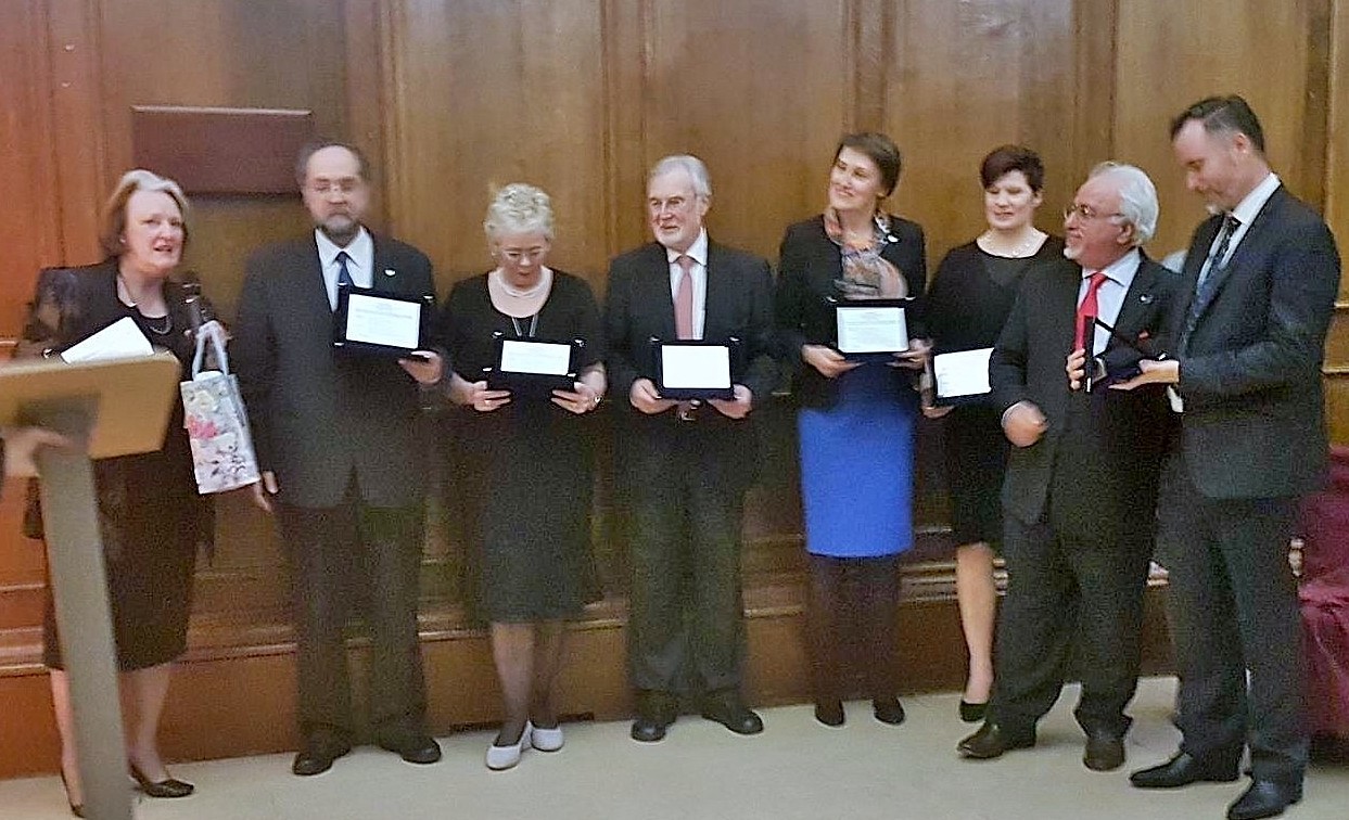 Premiazione European Region of WCPT -ventesimo anniversario della fondazione