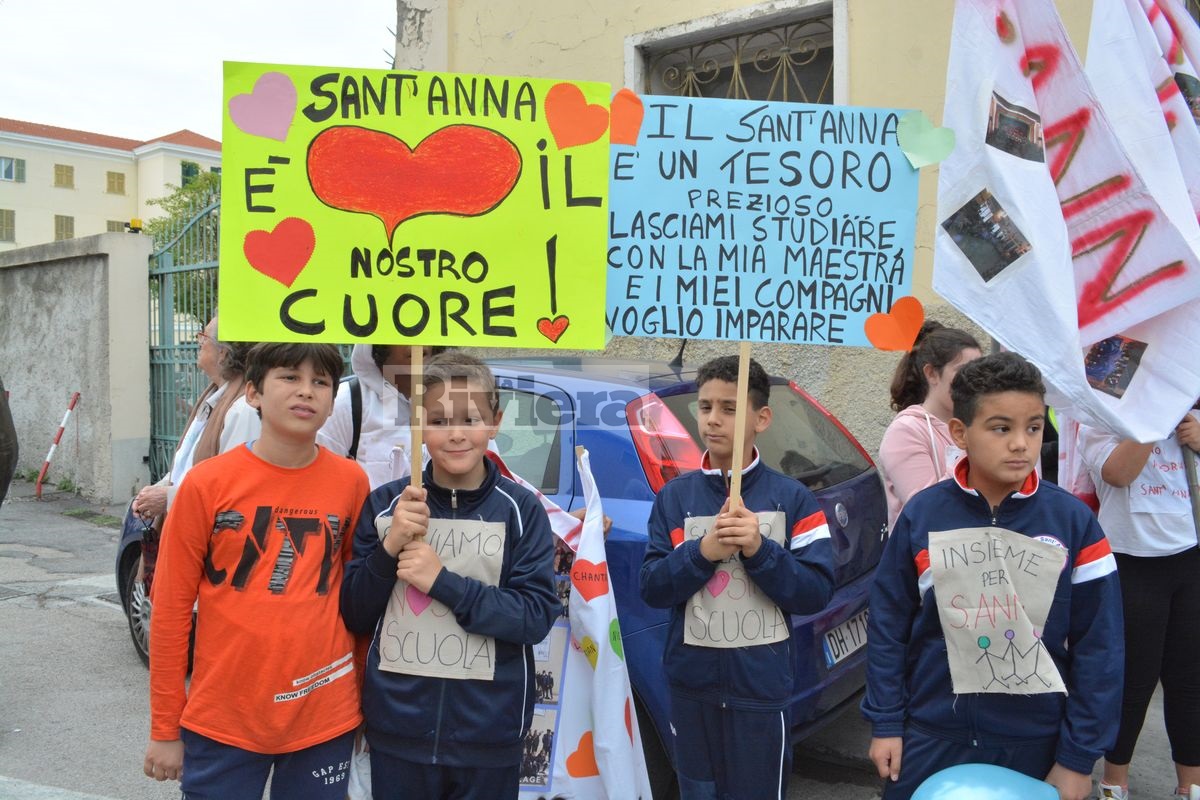 Scuola Sant'Anna Vallecrosia manifestazione corteo 2 maggio 2018_14