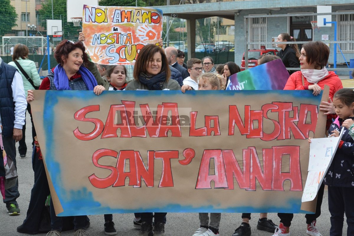 Scuola Sant'Anna Vallecrosia manifestazione corteo 2 maggio 2018_18
