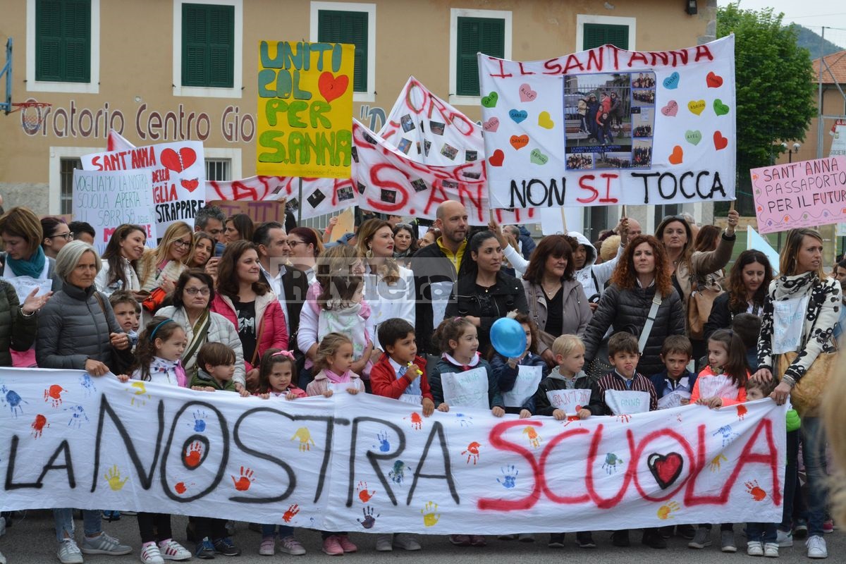 Scuola Sant'Anna Vallecrosia manifestazione corteo 2 maggio 2018_19