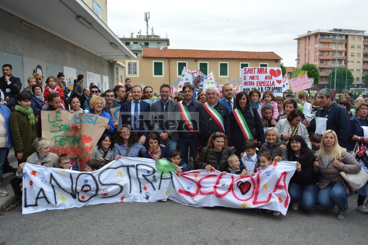 Scuola Sant'Anna Vallecrosia manifestazione corteo 2 maggio 2018_26