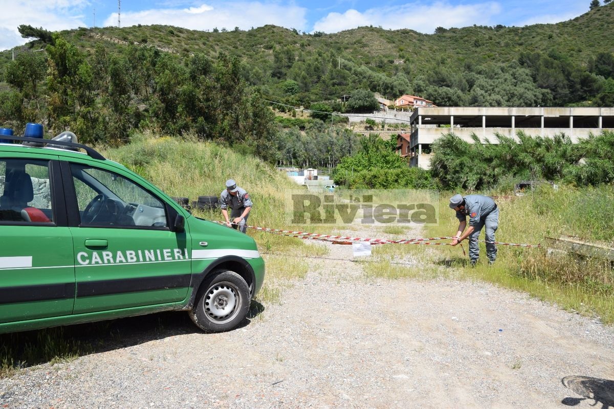 Sequestro discarica val Roja statale 20 auto Ventimiglia Forestali_10