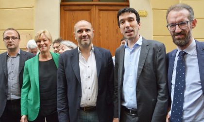 Martina e Pinotti (PD) per Guido Abbo sindaco. Bordate contro il governo/ Foto e Video