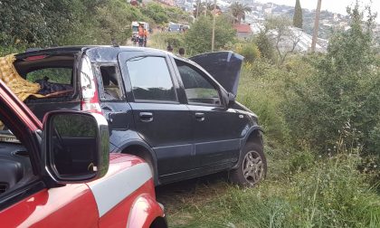 Incidente mortale a Sanremo Con l'auto si ribalta in una fascia sulla strada per San Romolo
