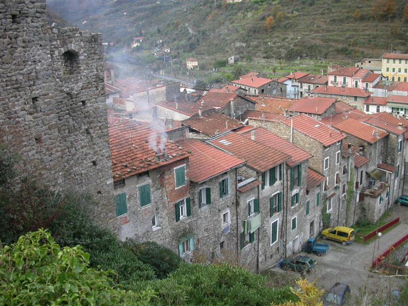Comune non paga? L’Rt taglia le corse aggiuntive a Isolabona, passeggeri lasciati a terra