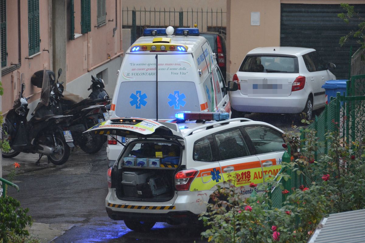 Uomo caduto balcone terrazzo corso Cavallotti Sanremo_02