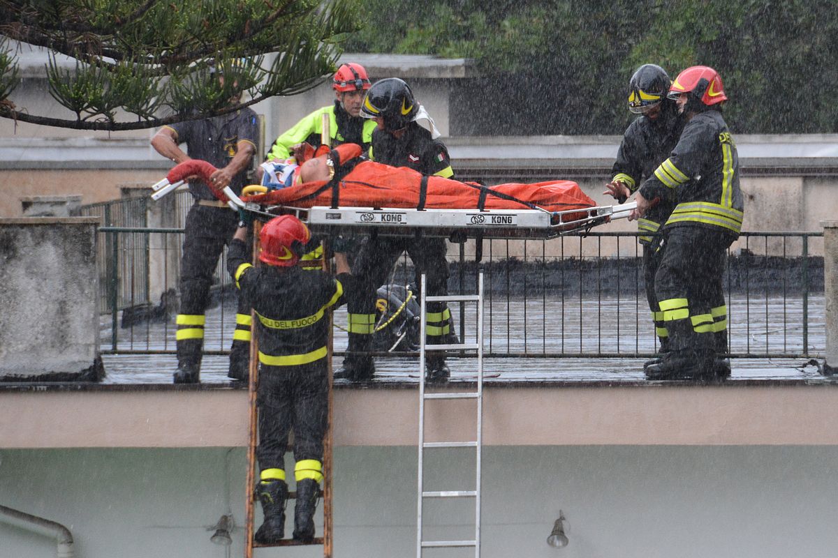 Uomo caduto balcone terrazzo corso Cavallotti Sanremo_07