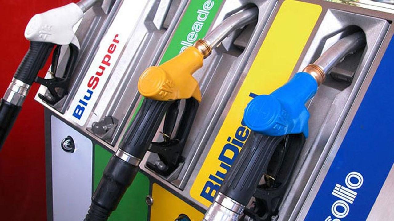 Benzina alla stelle, il Codacons presenta esposto