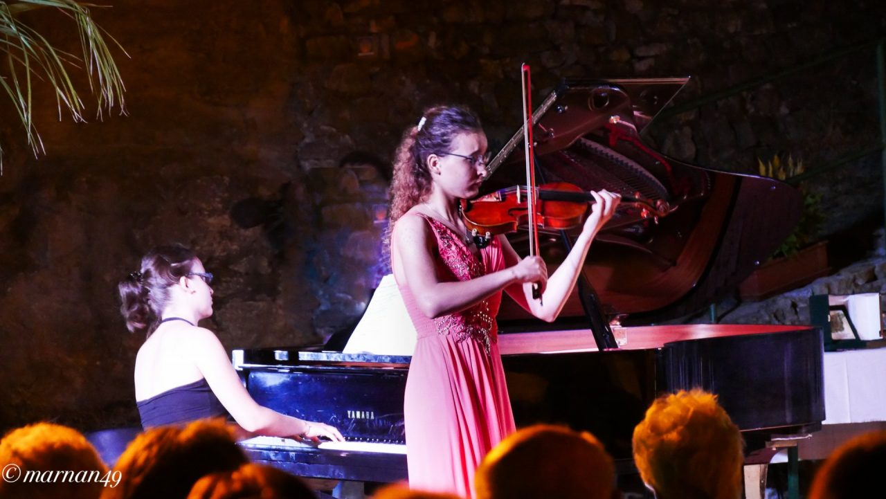 Stasera il violino di Elisa Scudeller per Rovere d’Oro