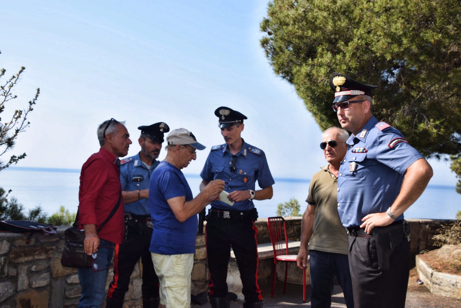 Coppia precipitata Sanremo Capo nero 31 luglio 2018