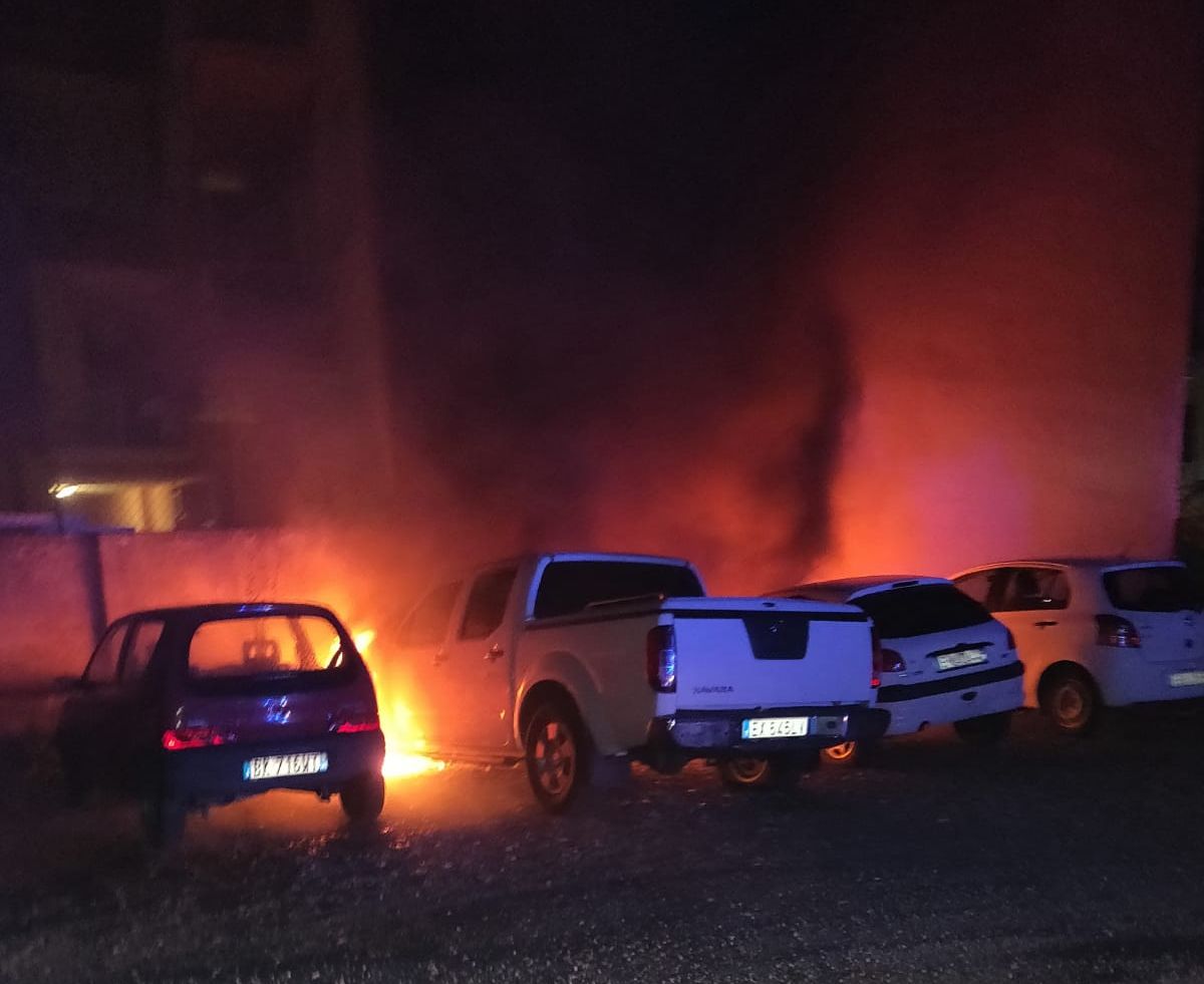 Incendio auto via San Vincenzo Vallecrosia