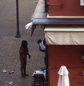 Violenta lite tra una coppia in centro a Ventimiglia. Il video