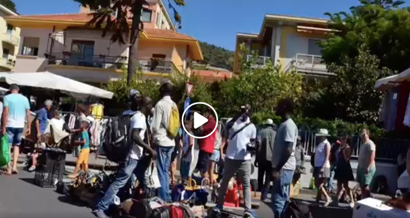 Una video denuncia sull’abusivismo commerciale al mercato del venerdì