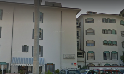 Paziente della clinica Sant'Anna si suicida lanciandosi dal terzo piano