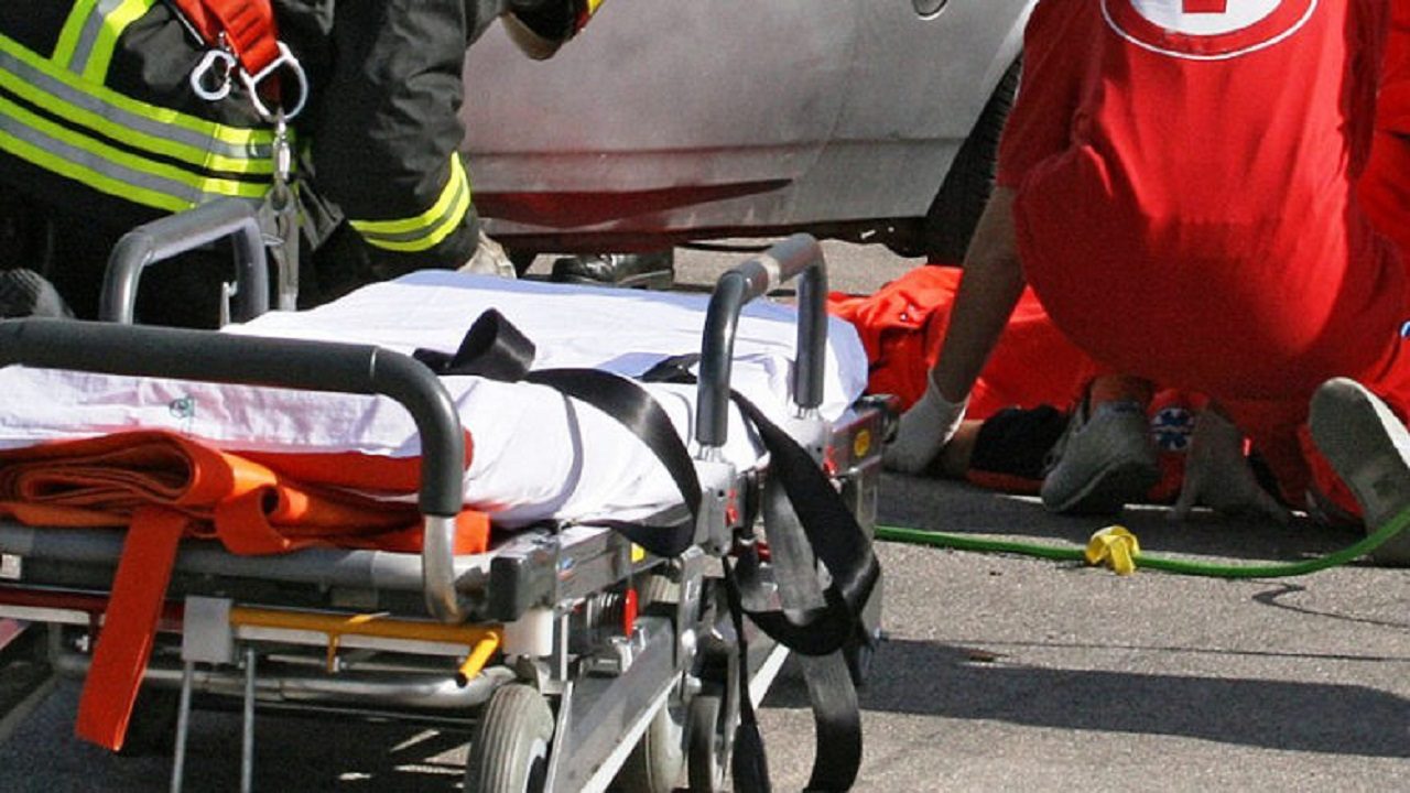 Drammatico incidente a Costarainera: un ferito grave