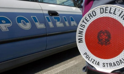 Polizia restituisce zaino smarrito con 18.000 euro dentro