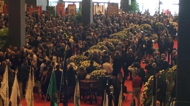 Genova funerali solenni per le vittime: in corso la funzione