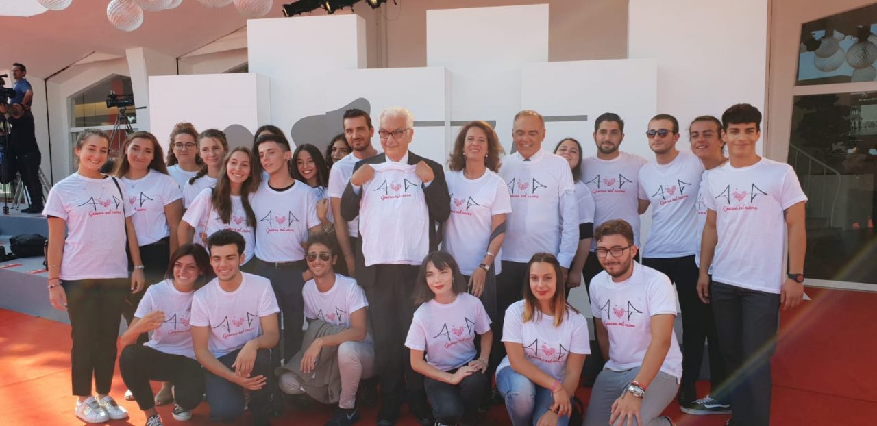 Festival di Venezia: i giurati del Leoncino con la maglia per Genova