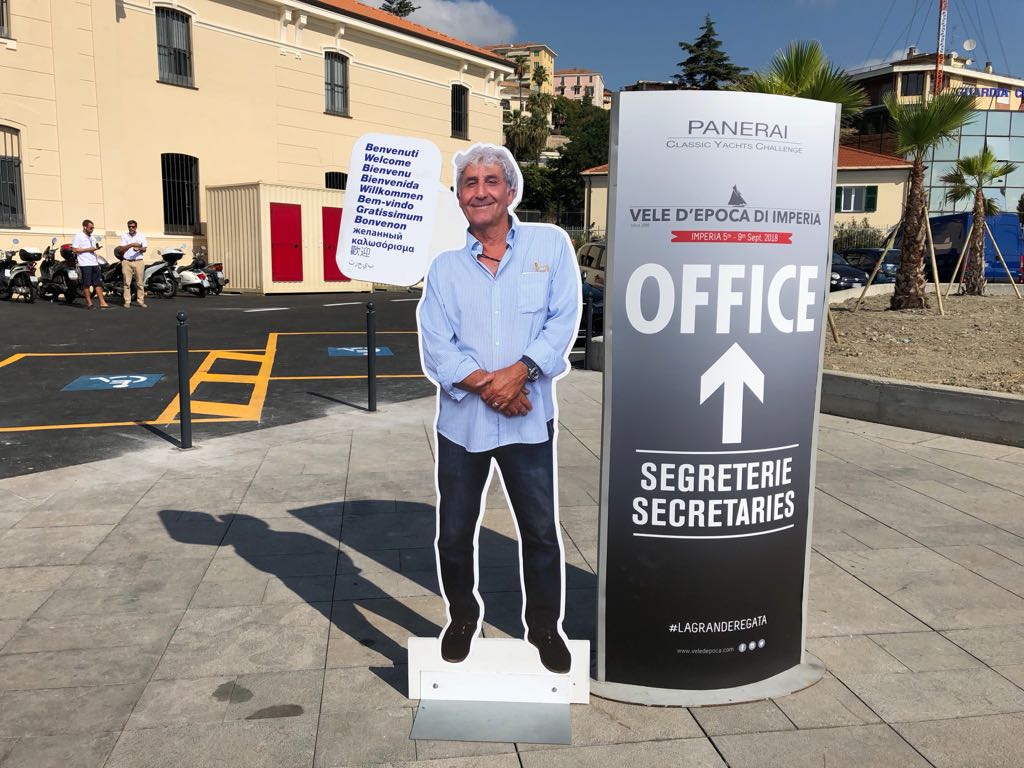 Vele d’Epoca: la sagoma di Daniele Cimino accoglie il pubblico
