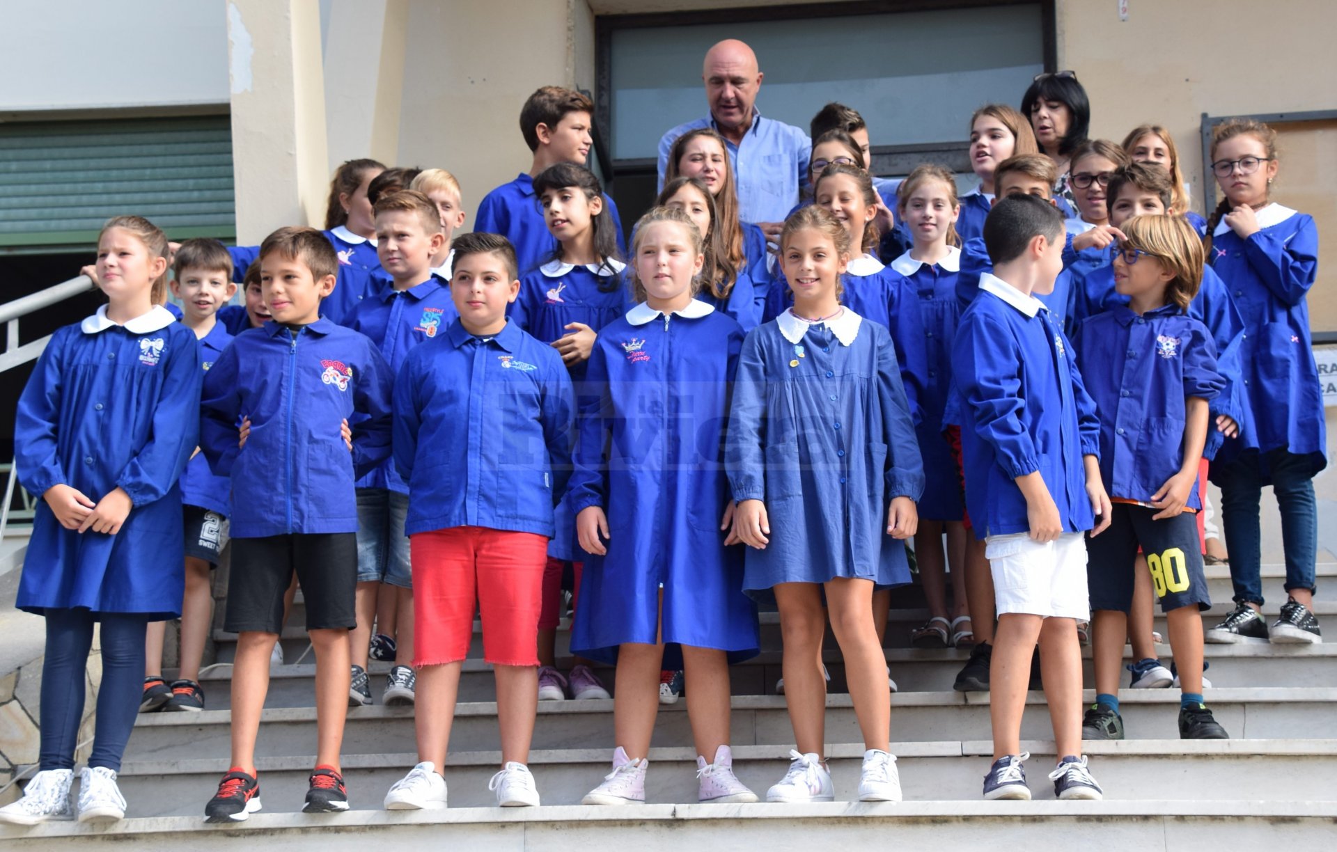 batch_Primo giorno di scuola via Pelloux De Amicis Bordighera