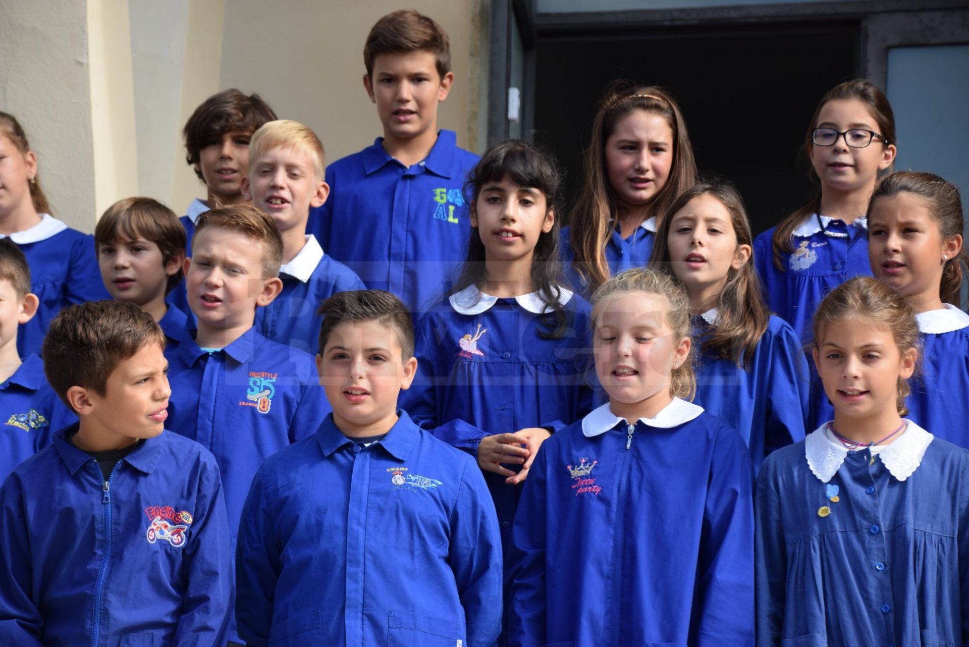 batch_Primo giorno di scuola via Pelloux De Amicis Bordighera _02