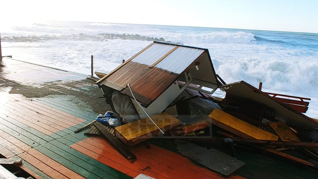 Emergenza danni spiagge: chiesta la proroga della Bolkestein fino al 2045