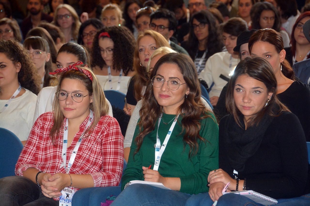 Area Sanremo ai tempi del Covid: audizioni live, ma corsi online e numero chiuso